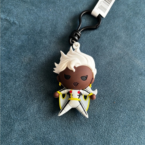 X-Men 97 collectors bag clip -Storm- - Picture 1 of 2